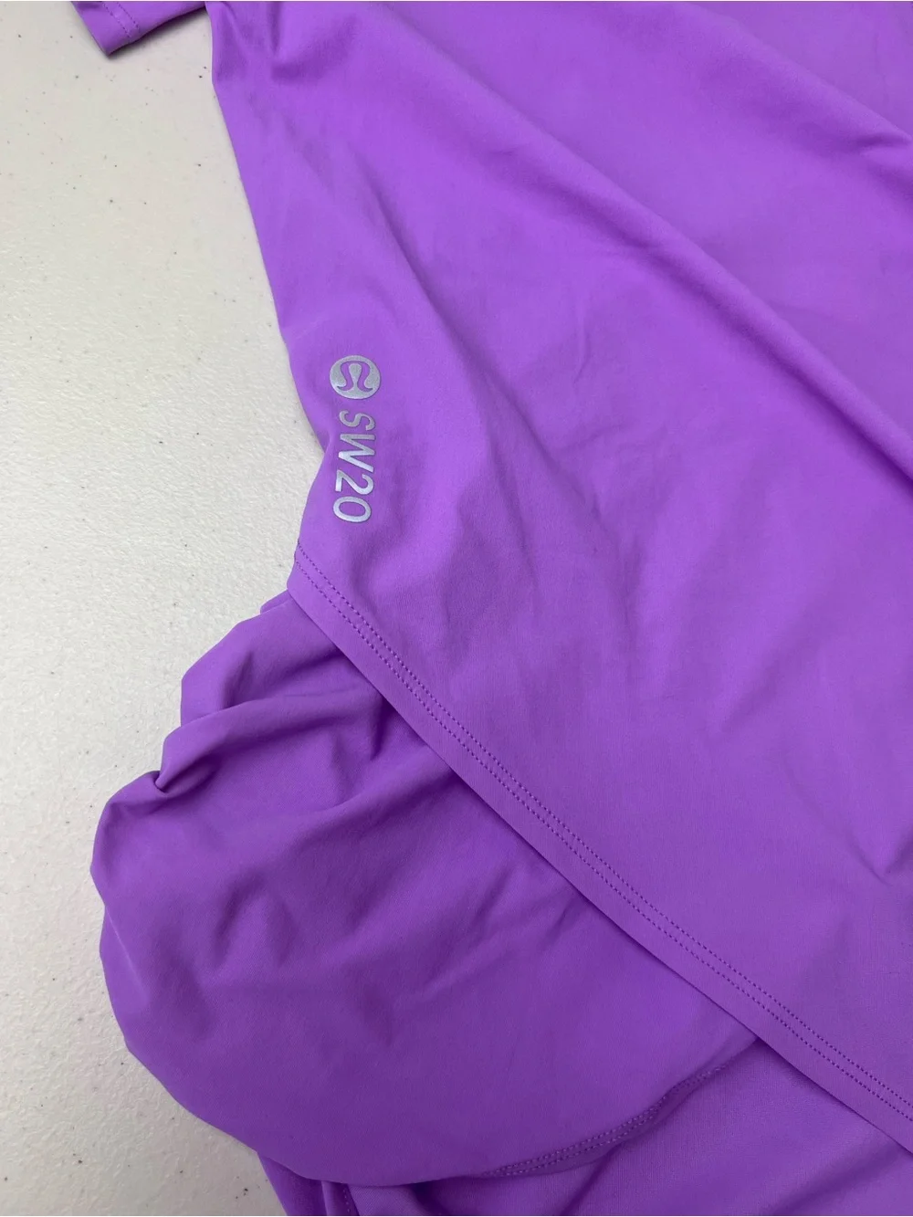 Lululemon Seawheeze 2020 Run Off Route Purple Ruched Side Women’s Size 8 Top